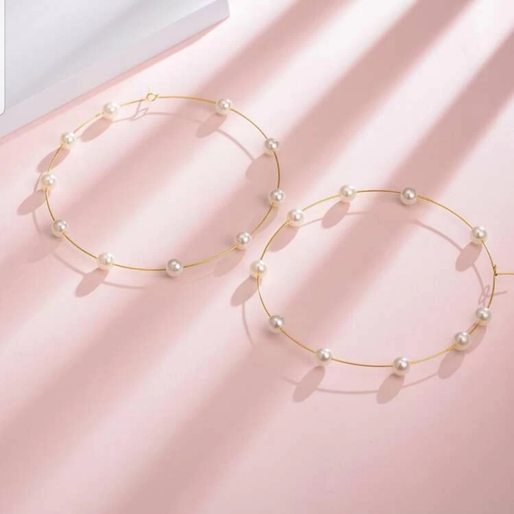 *Estelle* Giant Hoop Earrings - Picture 2 of 5